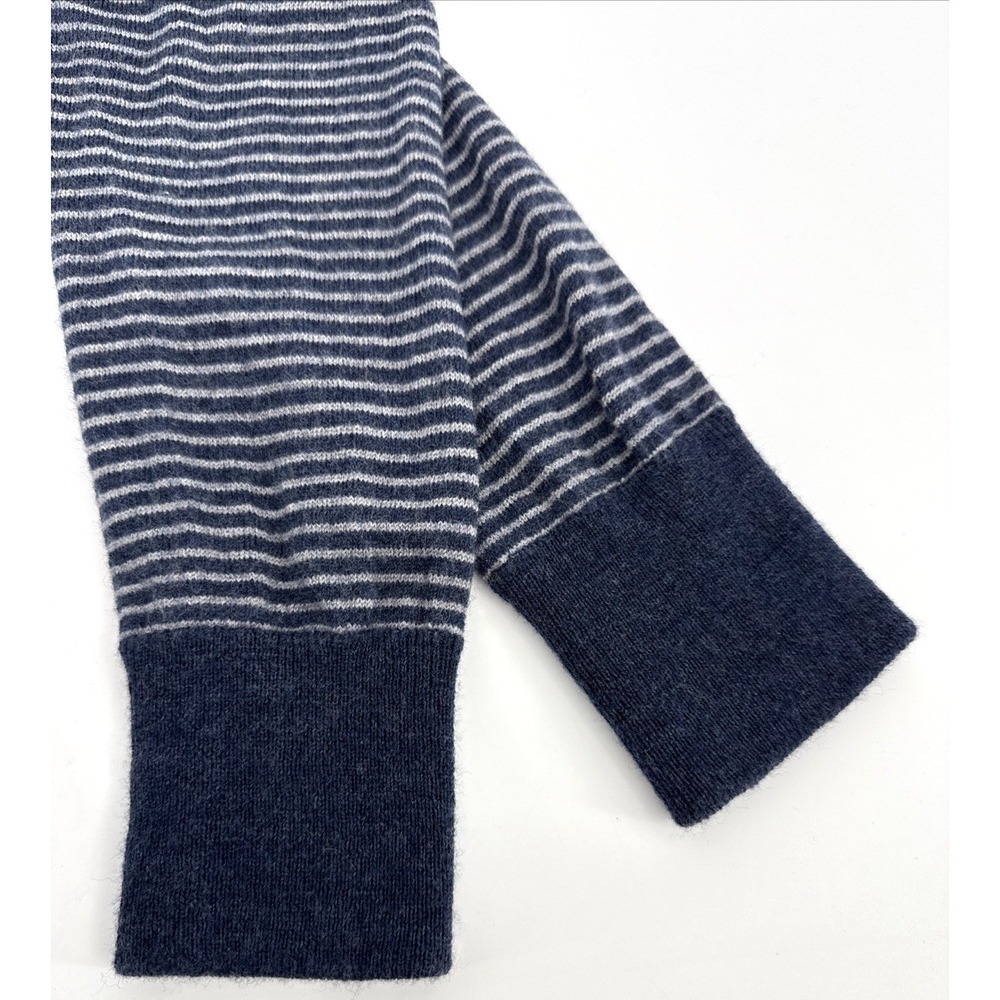 Grayers Sweater Men's Small Blue Gray Stripe Merino Wool Crewneck Casual - Picture 8 of 9